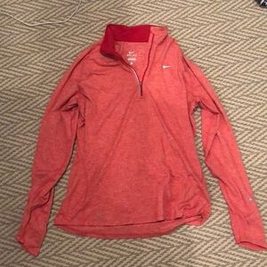 Nike 1/2 zip long sleeve shirt